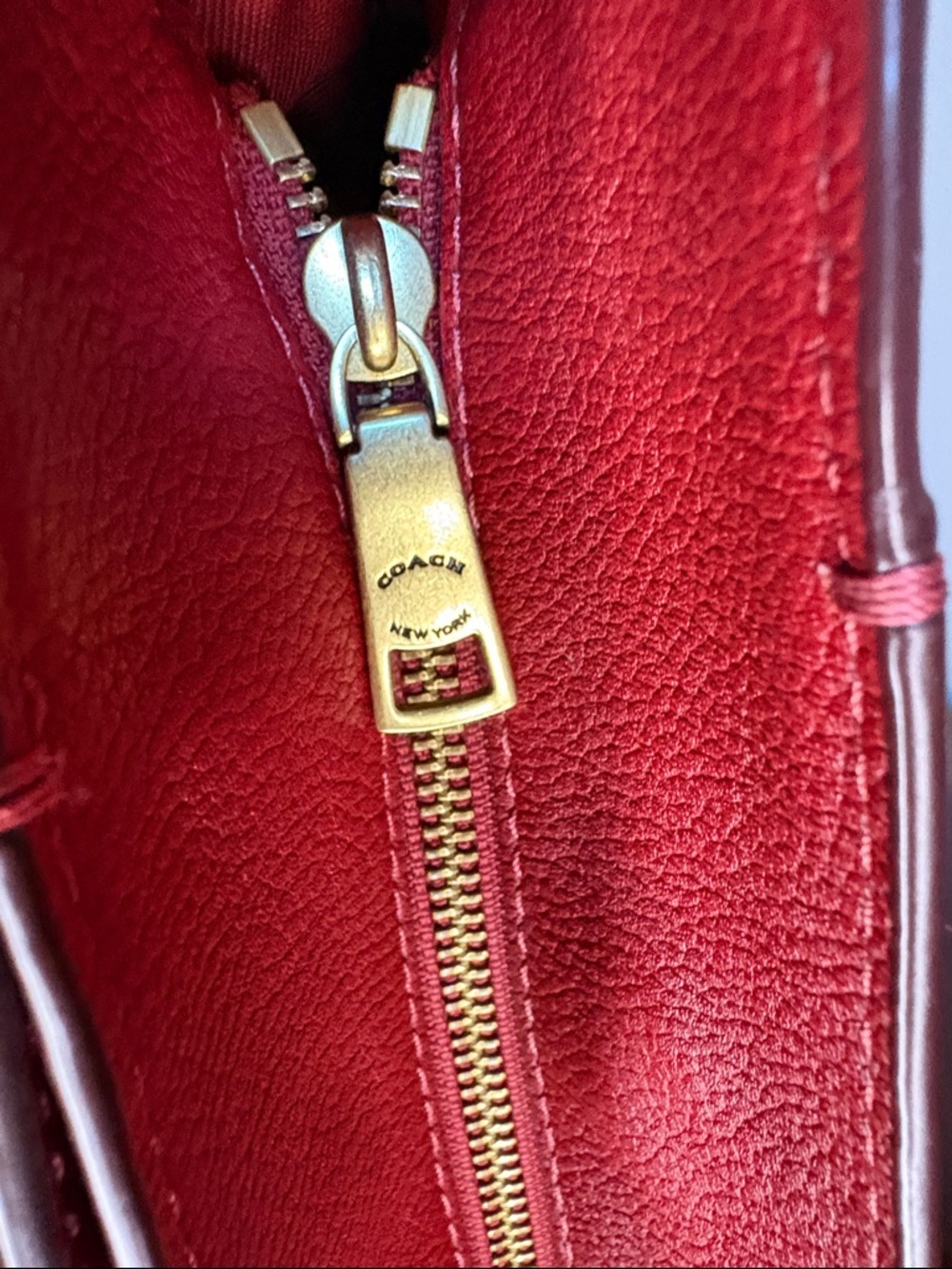 Coach Red Leather Tote with Gold Chain Handles Turnlock - Picture 9 of 12